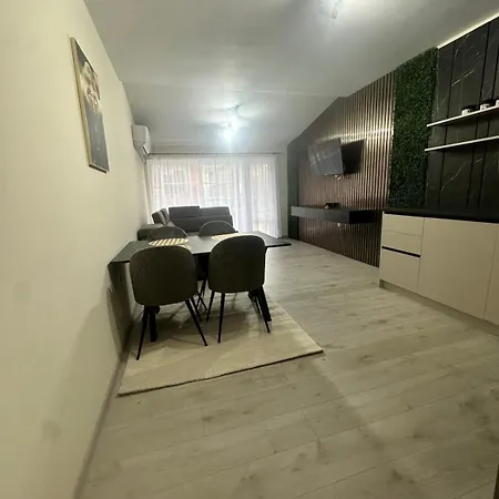 Apartment Nikos Apatament *