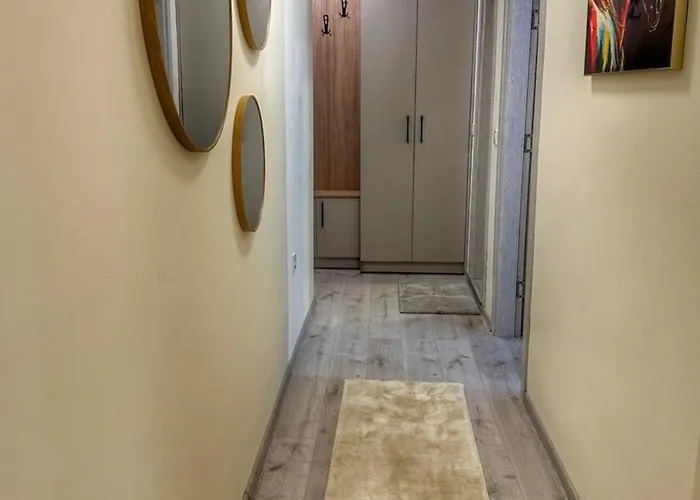 Nikos Apatament 公寓